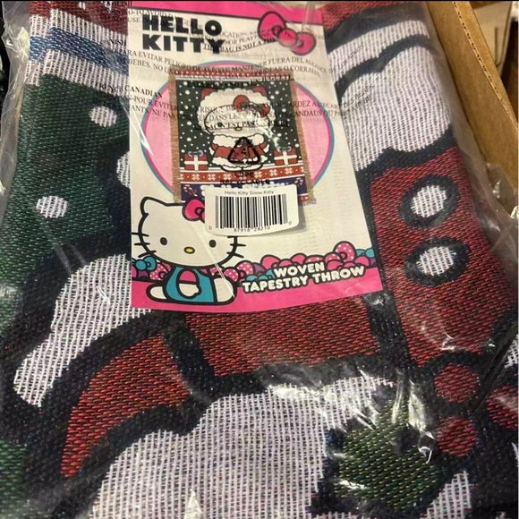 Hello kitty throw blanket - Picture 5 of 5